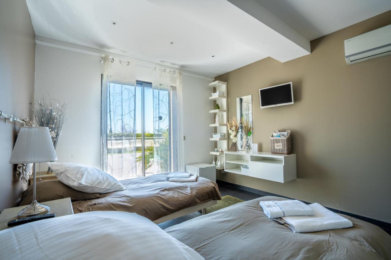 Villa Louancelie B&B Cavalaire-sur-Mer Ngoại thất bức ảnh