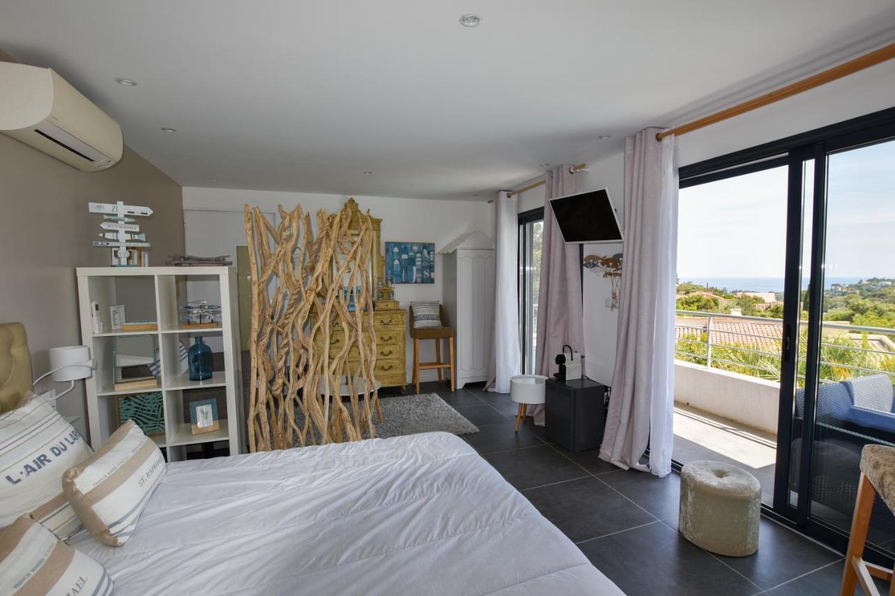 Villa Louancelie B&B Cavalaire-sur-Mer Ngoại thất bức ảnh