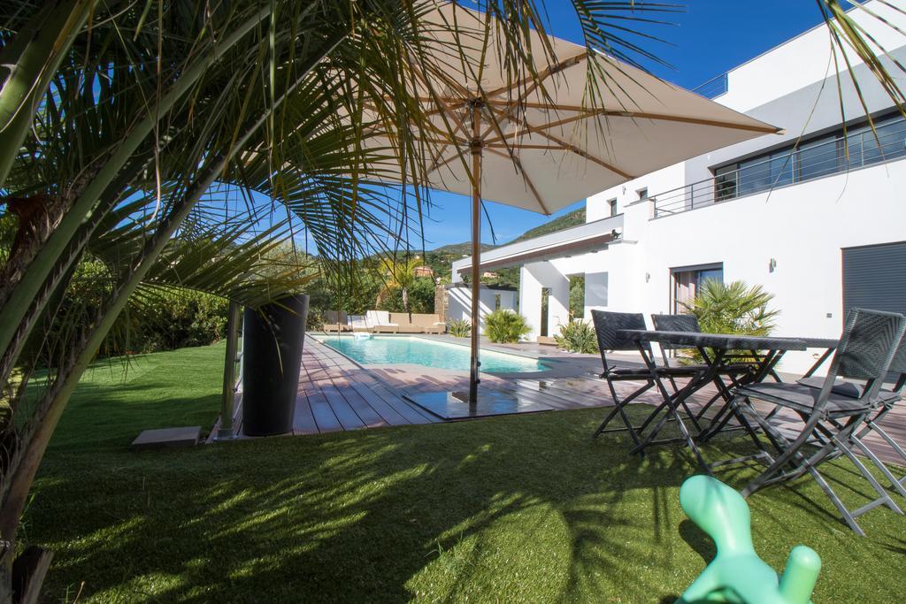 Villa Louancelie B&B Cavalaire-sur-Mer Ngoại thất bức ảnh