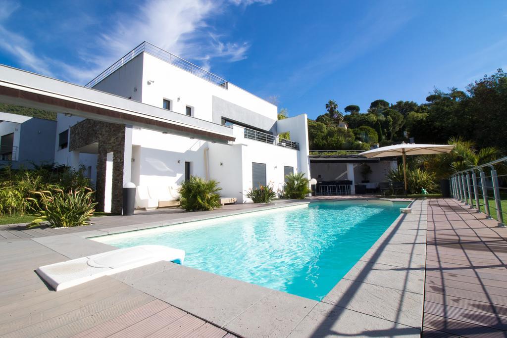 Villa Louancelie B&B Cavalaire-sur-Mer Ngoại thất bức ảnh
